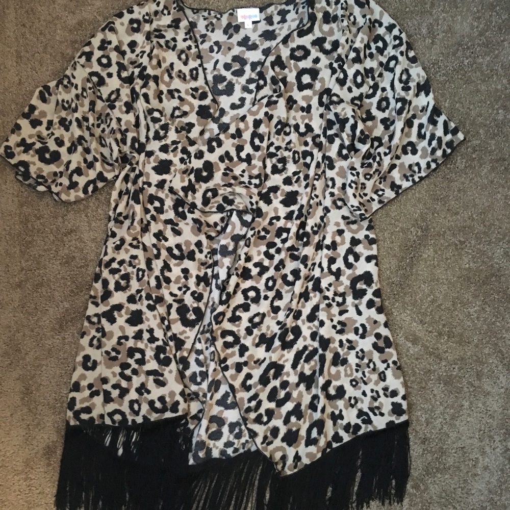 LulaRoe size large cheetah print Monroe.